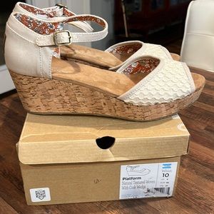 Toms platform natural textured woven with cork wedge